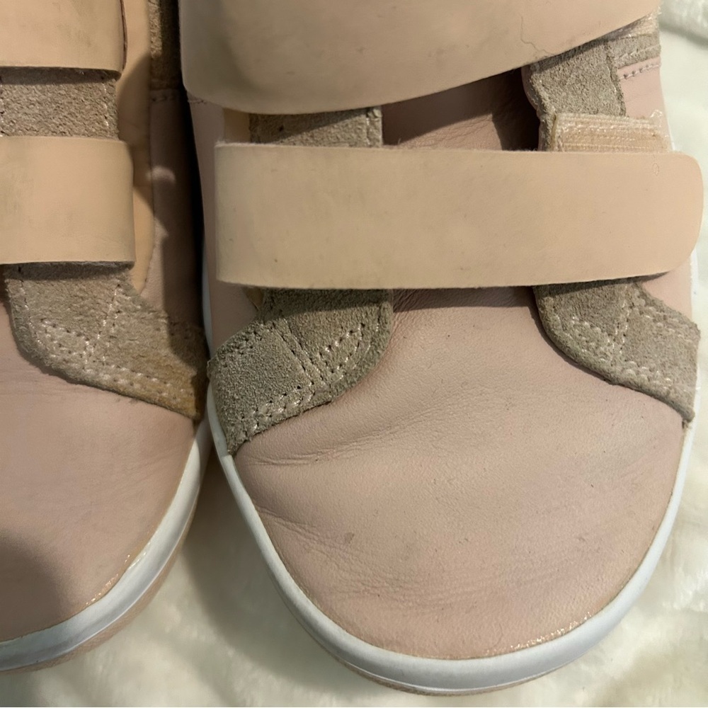 PLAE Larkin Shoe - Picture 2 of 9